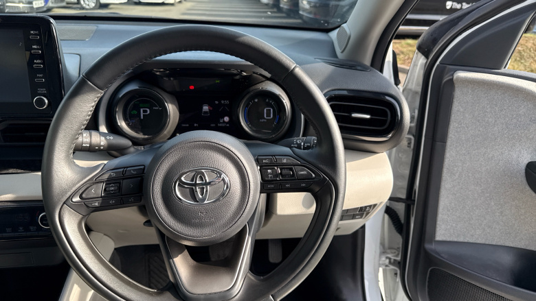 Toyota Yaris 1.5 Hybrid Excel 5dr CVT Hybrid Hatchback